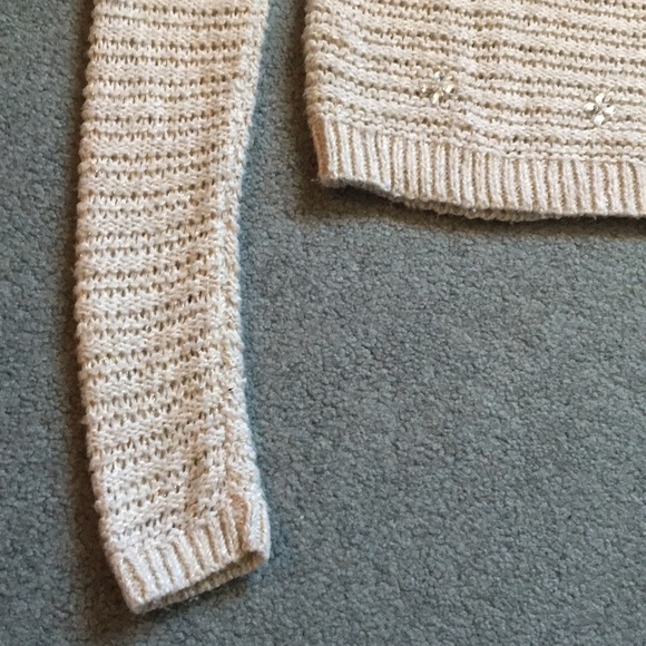 Hollister Sparkling Cream Sweater w Flower Sequin - Picture 7 of 7